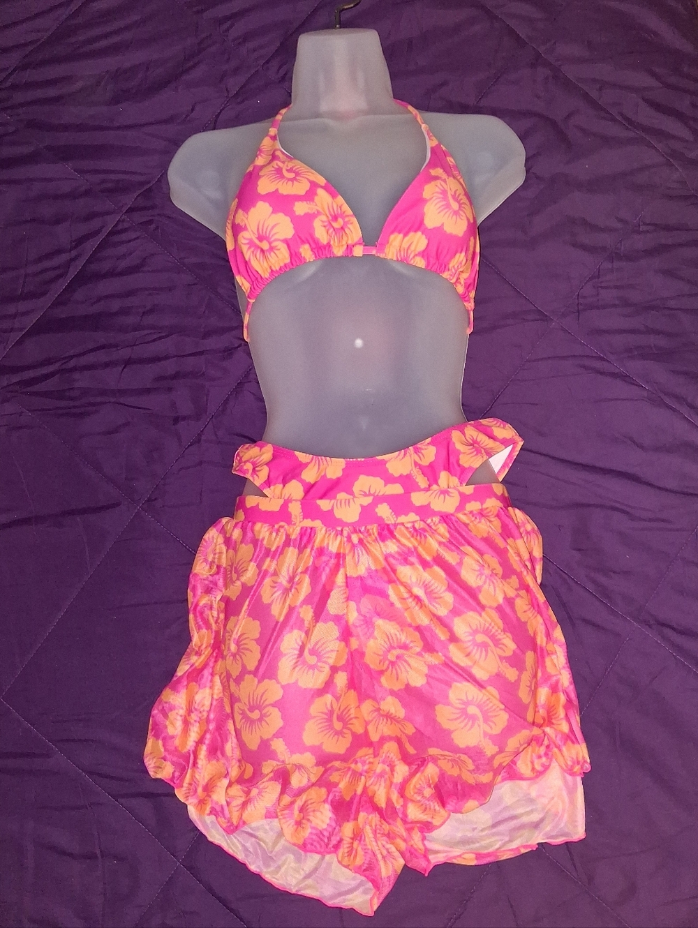 3 piece tropical bikini set, size M
